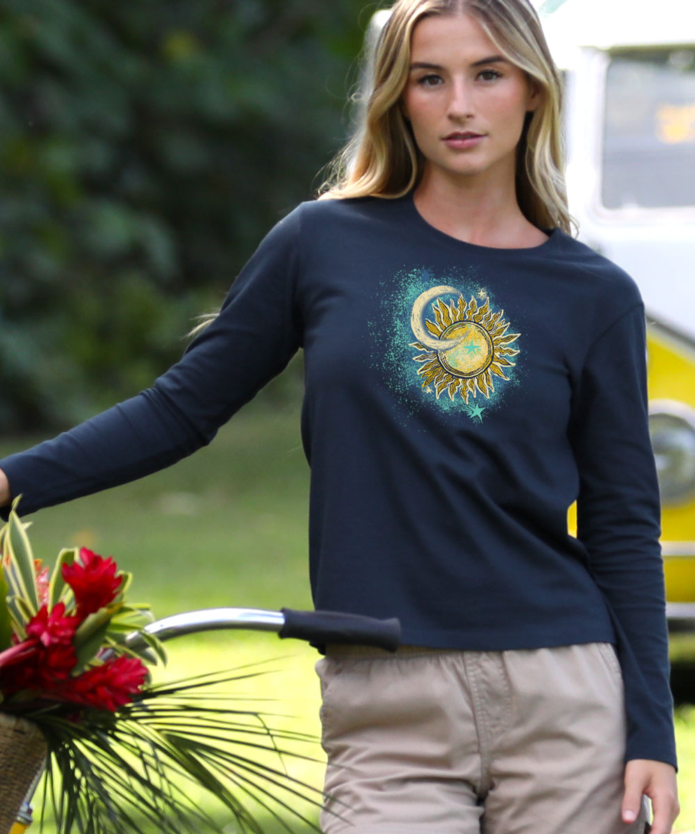 Luna Sol - Navy Long Sleeve Crewneck T-Shirt